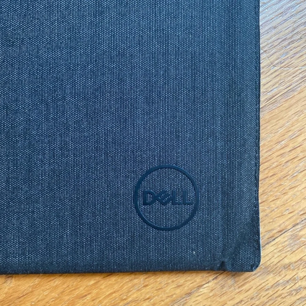 Dell Computer Case/sleeve for 13 inch labtop